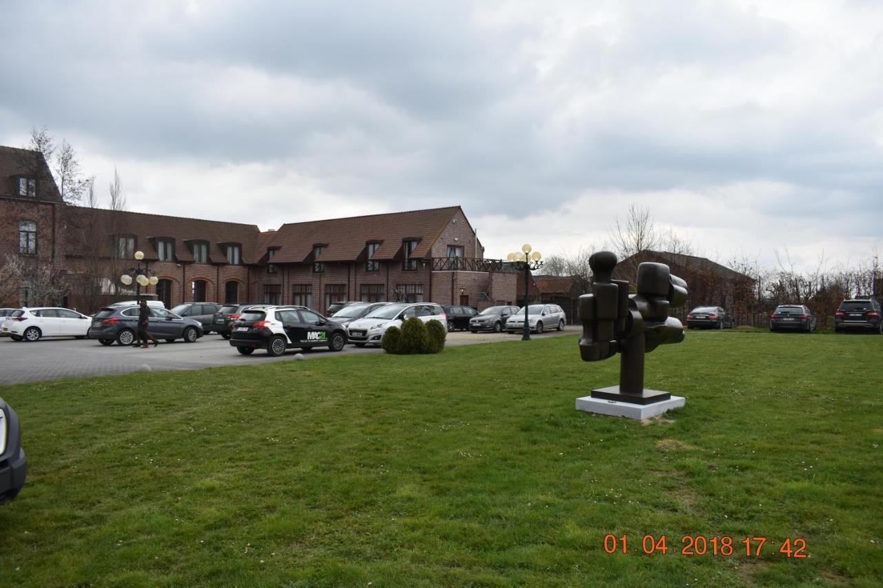 Hotel De Pupiter Kluisbergen Exteriör bild